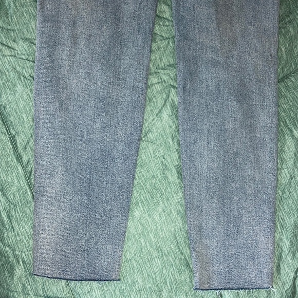 Blue Jeans - Picture 9 of 10